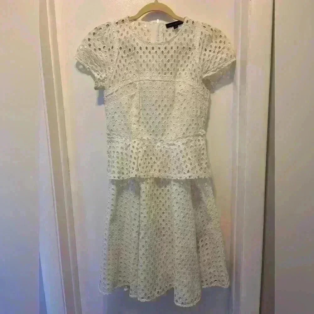 Banana Republic Geo lace peplum dress